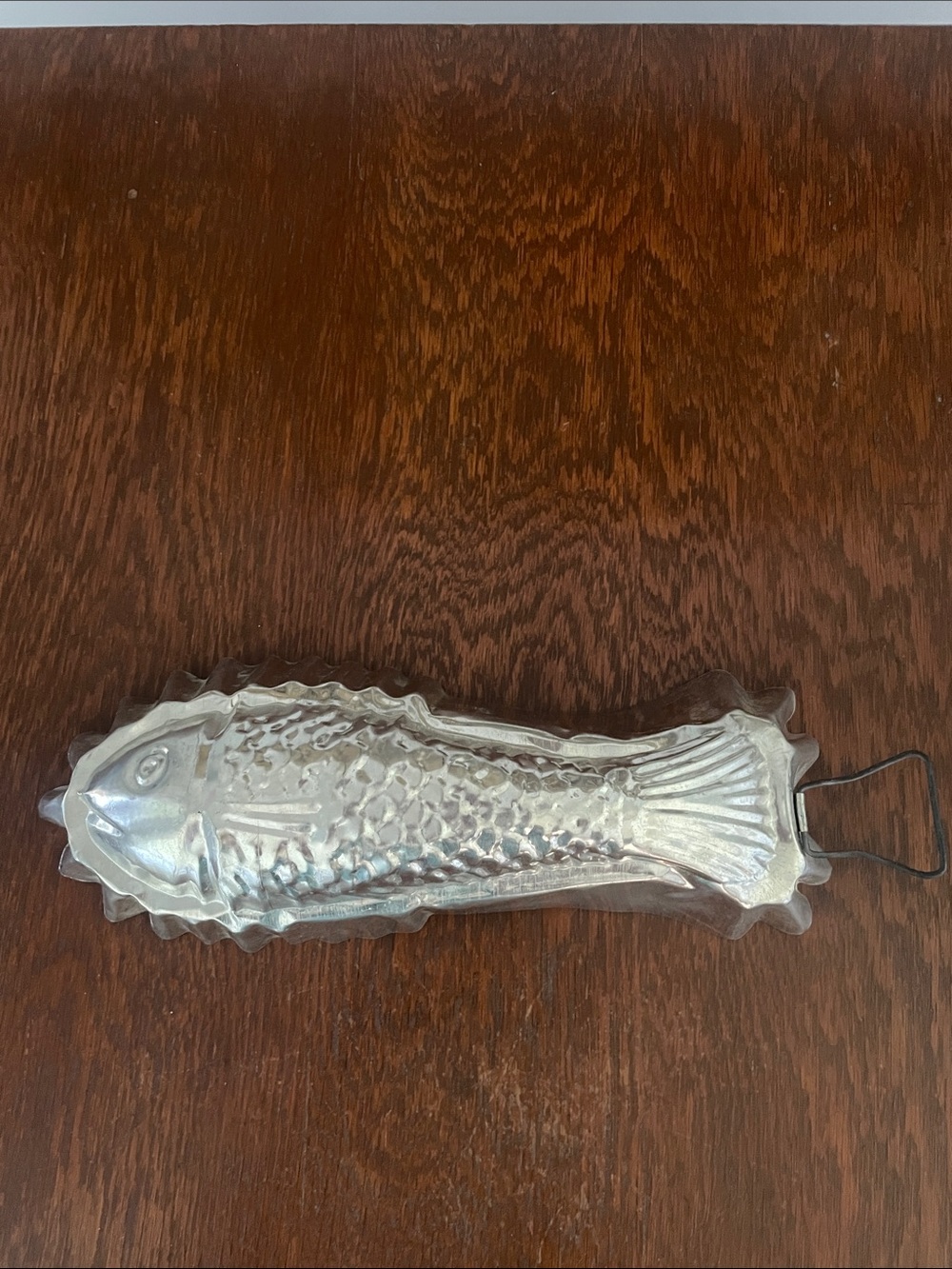Silver aluminum  Fish-Shaped jello or baking Mold vintage